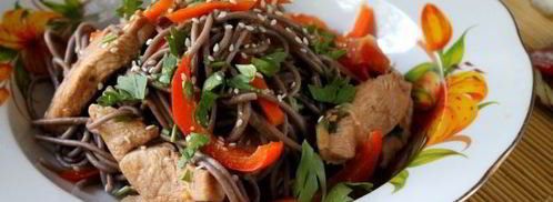 гречневая лапша с курицей и овощами. Шаг 19