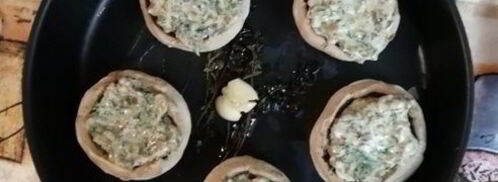 фаршированные шляпки шампиньонов. Шаг 4