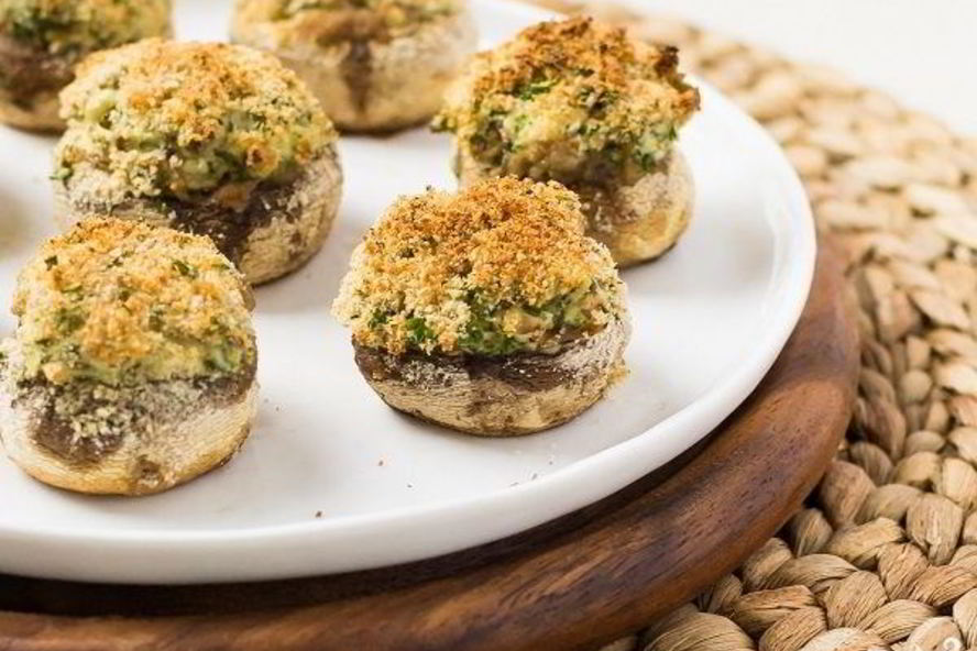 Рецепт грибов, фаршированных сыром, в духовке