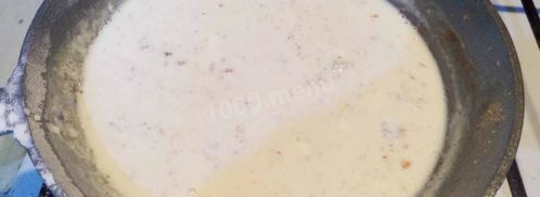 грибы в горшочках с сыром луком курицей. Шаг 11