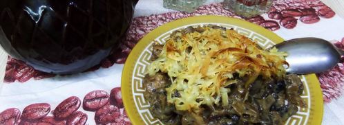 грибы в горшочках с сыром луком курицей. Шаг 15