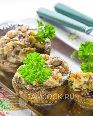 Шампиньоны, фаршированные креветками
