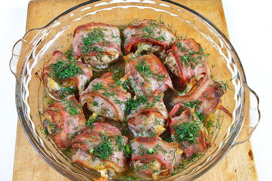 Рецепт шампиньонов в беконе в духовке