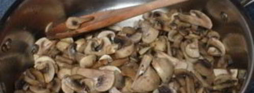 шампиньоны в вине. Шаг 3