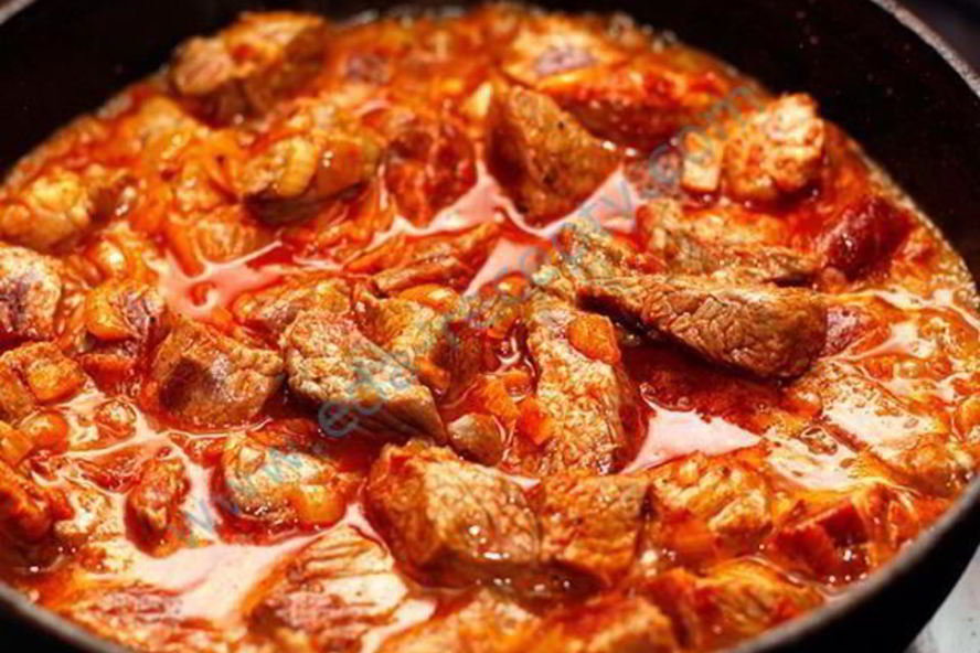 Рецепт гуляша из медвежатины