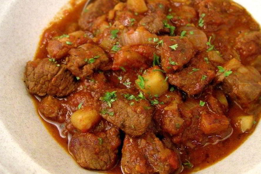 Рецепт гуляша с картошкой