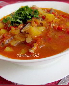 Постный суп-гуляш с грибами по-венгерски