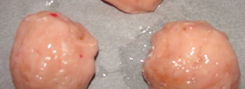 котлеты из индейки с айвой под голубым соусом и шафраном. Шаг 3