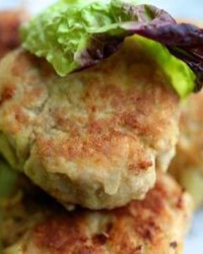 Куриные котлетки с картошкой и бананом