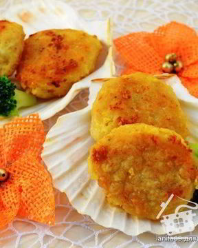 Золотые рыбные котлеты с киноа