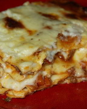 Лазанья под соусом бешамель