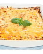 Лазанья с курицей, белыми грибами, грюйером и белым вином