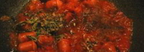 макароны с сардельками в томатном соусе. Шаг 3