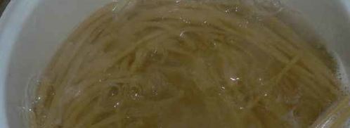 макароны с шампиньонами под сливочным соусом. Шаг 30