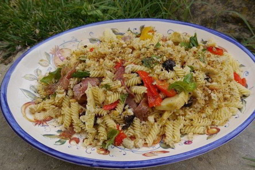 Рецепт пасты с салями и артишоками