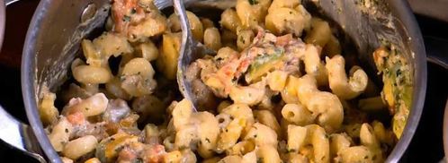 паста с тунцом, авокадо и сладким перцем. Шаг 10