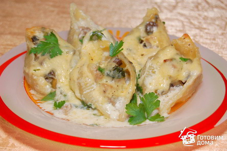 Рецепт ракушек, фаршированных курицей и грибами