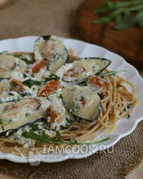 Спагетти с мидиями в сливочном соусе