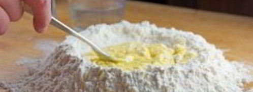 тесто на манты. Шаг 2