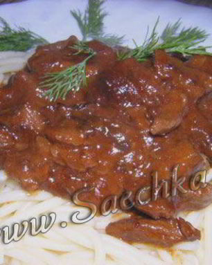 Говядина, тушенная с черносливом