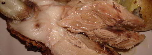 рулька запеченная с чесноком. Шаг 8