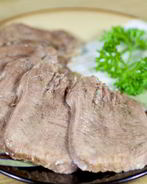 Вареный говяжий язык