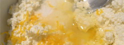 ньокки из творога с черничным соусом и сливками. Шаг 2