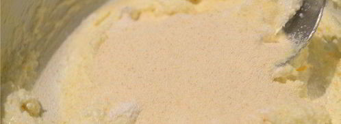 ньокки из творога с черничным соусом и сливками. Шаг 3