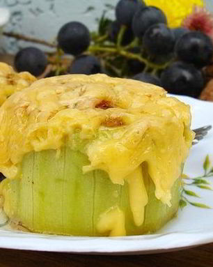 Кабачки, фаршированные фаршем и запеченные в духовке