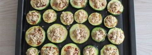 кабачки — цукини с сыром, орехами и розмарином. Шаг 9