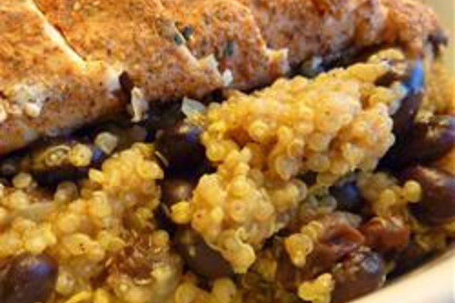 Рецепт кинвы с фасолью, карри и изюмом