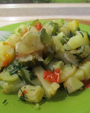 Тушеные кабачки с картошкой