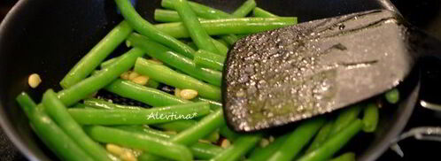 зеленая фасоль с кедровыми орешками. Шаг 2