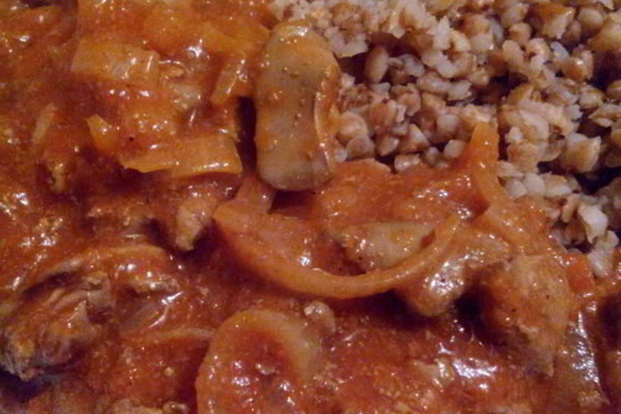 Рецепт куриной печени в томатном соусе