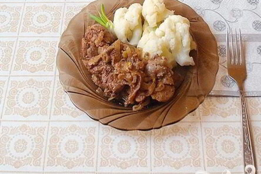 Рецепт нежной печени с цветной капустой