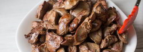 жареная куриная печень с яблоками и сладким перцем. Шаг 9