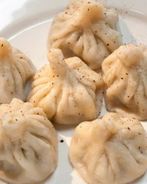 Хинкали с базиликом и перцем чили