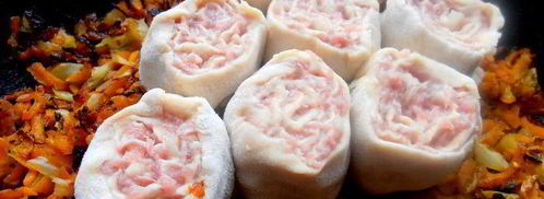 ленивые пельмени на овощной подушке. Шаг 21