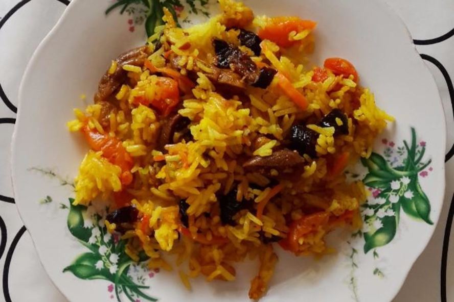 Рецепт сладкого плова в мультиварке с сухофруктами, изюмом