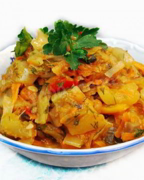 Овощное рагу кабачки с капустой и шампиньонами