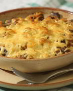 Рагу из баклажанов с говядиной под сырной корочкой