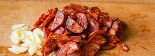 рагу из говядины в томате с острыми колбасками. Шаг 14