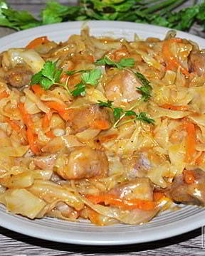Рагу из свинины с тушеной капустой