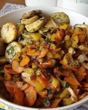 Рагу с баклажанами и картофелем