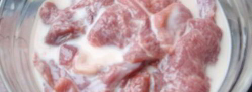 утиное филе в кунжуте с грибным рагу и картофельными дольками. Шаг 3