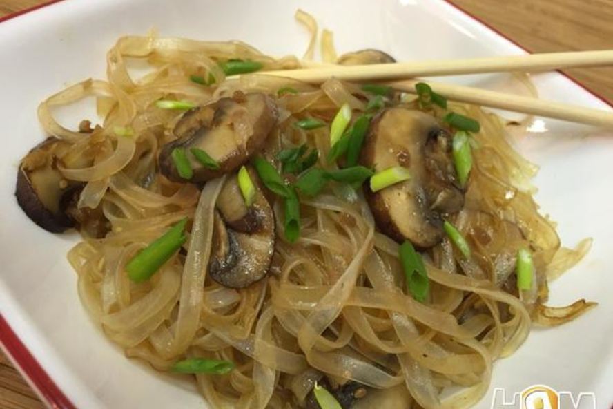 Рецепт рисовой лапши с грибами по-тайски