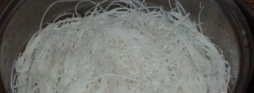 рисовая лапша с овощами и морепродуктами. Шаг 3