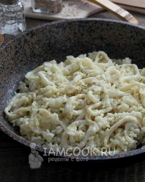 Ризотто с кальмарами