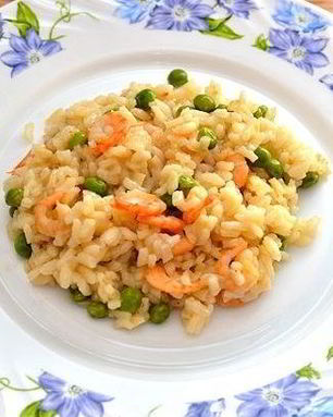 Ризотто с креветками и горошком