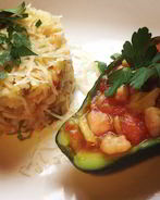 Ризотто с креветками и салатом из авокадо